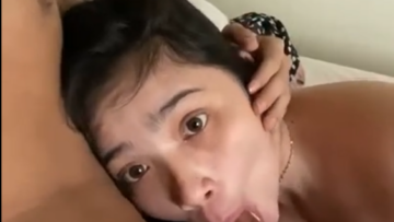 Pacarku Cantik Suka Sepong