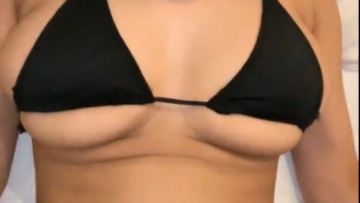 Istri Orang Yang Nggak Puas Ngentot Sama Suaminya
