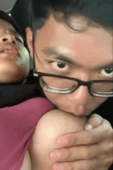 ESTI Sange Sampai Becek Didalam Mobil