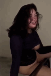 Nikmati TIRZA Istri Orang