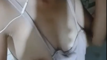 ISTRI Yang Sukanya Telen Pejuh