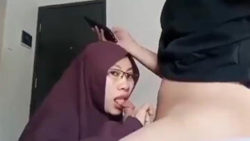 Mbak JUM Doyan Sepong Sampai Crot
